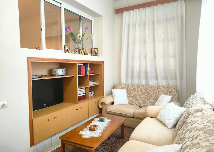 アパート Economy カランバカ