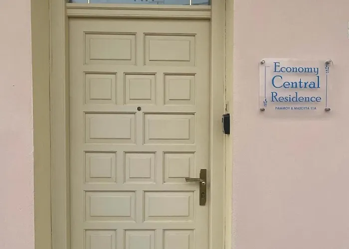 Economy * カランバカ